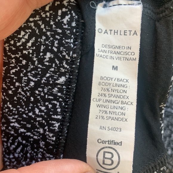 Athleta Ultimate Textured Sports Bra in Static Black /White W-874 Sz M - Picture 7 of 8